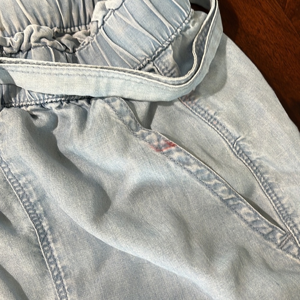 Paper bag shorts - Picture 4 of 5